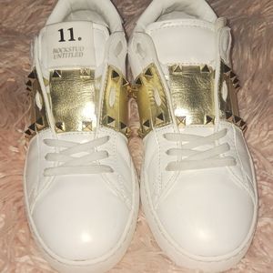 🖤💣VALENTINO ROCKSTUD UNTITLED SNEAKER IN CALFSKIN LEATHER WITH METALLIC STRIPE